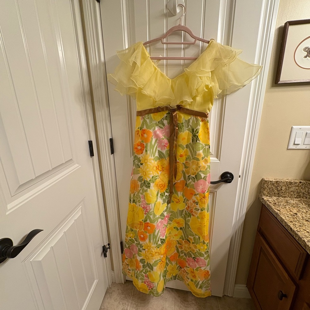 Montgomery Ward Vintage 60’s Yellow Floral Organza Maxi Dress Flouncy S Msrmnts
